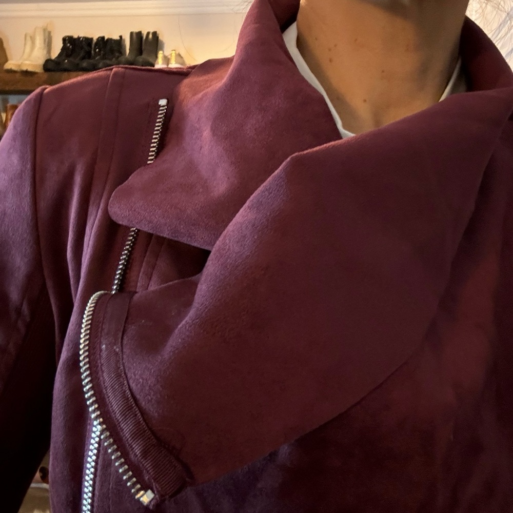 NWT Woman’s Soft Suede look Bomber Coat. Merlot/Burgandy